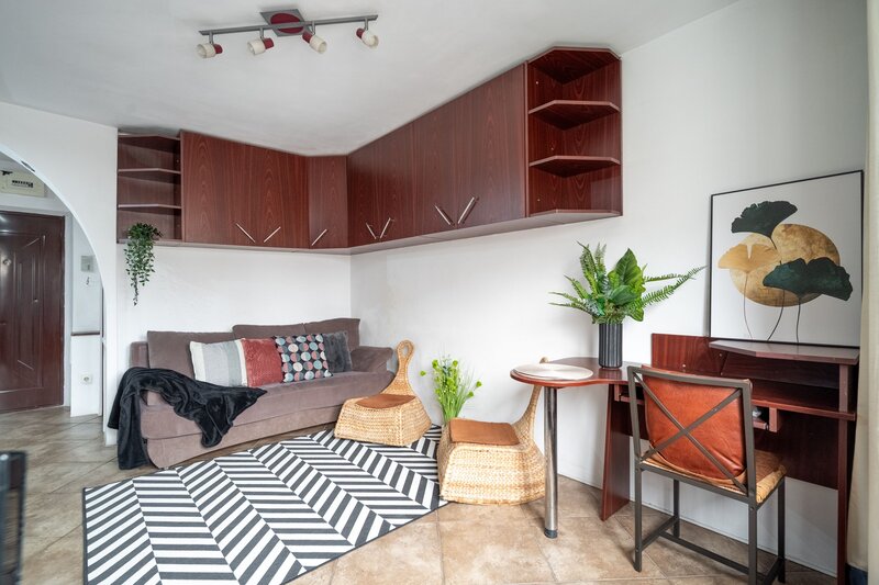 Crangasi  Garsoniera 27 mp  3 min Metrou Crangasi, Bloc 1981, Comision 0%